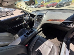 Used 2013  Lincoln MKZ 4dr Sdn FWD at Drive Now Westlake near Westlake&comma; OH