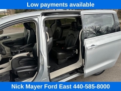 Used 2023  Chrysler Pacifica Touring L FWD at Drive Now Westlake near Westlake&comma; OH