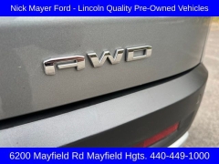 Used 2023  GMC Acadia AWD 4dr SLT at Drive Now Westlake near Westlake, OH