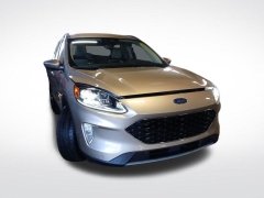 Used 2020  Ford Escape Hybrid 4d SUV AWD Titanium at Drive Now Westlake near Westlake&comma; OH