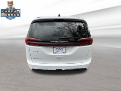 Used 2024  Chrysler Pacifica Touring L FWD at Drive Now Westlake near Westlake&comma; OH