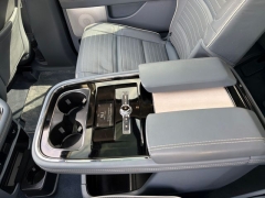 Used 2021  Lincoln Navigator L Black Label 4x4 at DriveNow Mayfield near Mayfield Heights&comma; OH