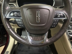 Used 2017  Lincoln Continental 4d Sedan AWD Select at Drive Now Westlake near Westlake&comma; OH