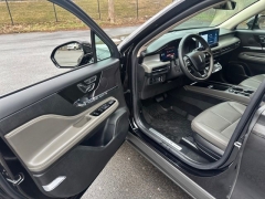 Used 2024  Lincoln Corsair Premiere AWD at DriveNow Mayfield near Mayfield Heights&comma; OH