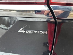 Used 2024  Volkswagen Atlas 2&period;0T SEL Premium R-Line 4MOTION at Drive Now Westlake near Westlake&comma; OH