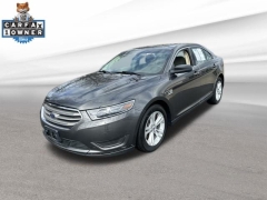 Used 2018  Ford Taurus 4d Sedan FWD SE at Drive Now Westlake near Westlake&comma; OH