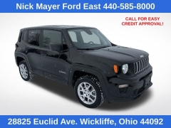 Used 2023  Jeep Renegade Latitude 4x4 at Drive Now Westlake near Westlake&comma; OH