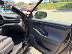 Used 2023  Toyota Highlander LE AWD &lpar;Natl&rpar; at Drive Now Westlake near Westlake&comma; OH