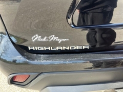 Used 2022  Toyota Highlander XLE AWD at DriveNow Mayfield near Mayfield Heights&comma; OH