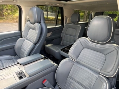 Used 2021  Lincoln Navigator L Black Label 4x4 at DriveNow Mayfield near Mayfield Heights&comma; OH