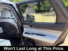 Used 2024  Hyundai Palisade SEL 7P AWD at Drive Now Westlake near Westlake&comma; OH