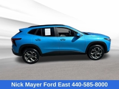 Used 2025  Chevrolet Trax FWD 4dr LT at Drive Now Westlake near Westlake&comma; OH