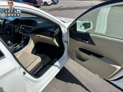 Used 2013  Honda Accord Sdn 4dr V6 Auto EX-L at Drive Now Westlake near Westlake&comma; OH