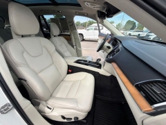 Used 2022  Volvo XC90 T6 AWD Momentum 6P at Drive Now Westlake near Westlake&comma; OH
