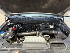 Used 2024  Lincoln Navigator L Black Label 4x4 at Drive Now Westlake near Westlake&comma; OH