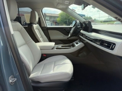 Used 2026  Lincoln Aviator Premiere AWD at DriveNow Mayfield near Mayfield Heights&comma; OH
