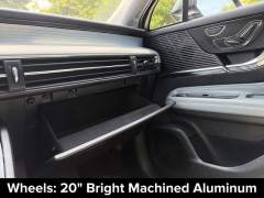 Used 2022  Lincoln Corsair Reserve AWD at DriveNow Mayfield near Mayfield Heights&comma; OH