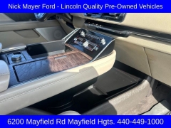 Used 2020  Lincoln Navigator 4d SUV 4WD Reserve at DriveNow Mayfield near Mayfield Heights&comma; OH