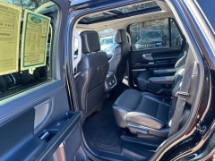 Used 2025  Ford Expedition Platinum 4x4 at Drive Now Westlake near Westlake&comma; OH