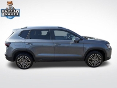 Used 2025  Volkswagen Taos SE FWD at Drive Now Westlake near Westlake&comma; OH