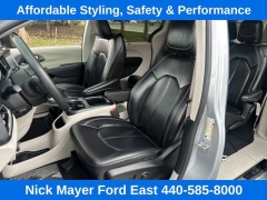 Used 2023  Chrysler Pacifica Touring L FWD at Drive Now Westlake near Westlake&comma; OH
