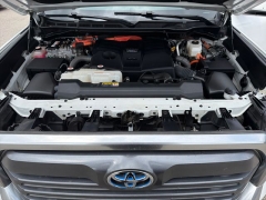 Used 2023  Toyota Tundra Hybrid 4WD Limited CrewMax 5&period;5ft Bed at DriveNow Mayfield near Mayfield Heights&comma; OH