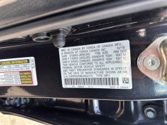 Used 2018  Honda CR-V EX-L AWD at Drive Now Westlake near Westlake&comma; OH