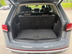 Used 2024  Volkswagen Atlas 2&period;0T Peak Edition SE w&sol;Tech 4MOTION at DriveNow Mayfield near Mayfield Heights&comma; OH