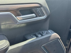 Used 2025  GMC Sierra 1500 4WD Crew Cab 147" SLT at Drive Now Westlake near Westlake&comma; OH