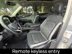 Used 2024  Volkswagen Atlas 2&period;0T Peak Edition SE w&sol;Tech 4MOTION at DriveNow Mayfield near Mayfield Heights&comma; OH