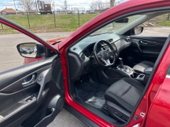 Used 2017  Nissan Rogue AWD SV at Drive Now Westlake near Westlake&comma; OH