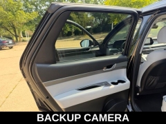Used 2024  Hyundai Palisade SEL 7P AWD at Drive Now Westlake near Westlake&comma; OH