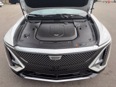 Used 2024  Cadillac LYRIQ AWD 4dr Luxury w&sol;1SC at DriveNow Mayfield near Mayfield Heights&comma; OH