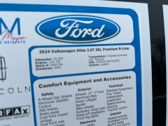 Used 2024  Volkswagen Atlas 2&period;0T SEL Premium R-Line 4MOTION at Drive Now Westlake near Westlake&comma; OH