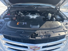 Used 2020  Cadillac Escalade 4d SUV 4WD Luxury at Drive Now Westlake near Westlake&comma; OH