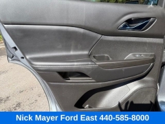 Used 2021  GMC Acadia FWD 4dr SLT at Drive Now Westlake near Westlake&comma; OH