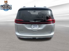 Used 2023  Chrysler Pacifica Limited FWD at DriveNow Mayfield near Mayfield Heights&comma; OH