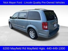 Used 2010 Chrysler Town & Country 4d Wagon Touring at Drive Now Westlake near Westlake, OH