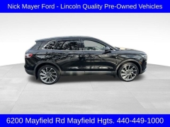 Used 2022  Lincoln Nautilus Reserve AWD at DriveNow Mayfield near Mayfield Heights, OH