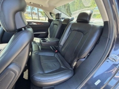 Used 2013  Lincoln MKZ 4dr Sdn FWD at Drive Now Westlake near Westlake&comma; OH
