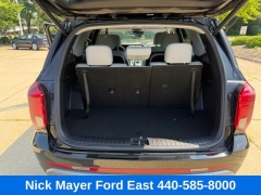 Used 2024  Hyundai Palisade SEL 7P AWD at Drive Now Westlake near Westlake&comma; OH