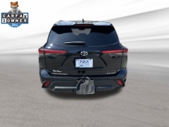 Used 2022  Toyota Highlander XLE AWD at DriveNow Mayfield near Mayfield Heights&comma; OH