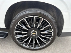 Used 2025  Chevrolet Suburban 4WD 4dr High Country at Drive Now Westlake near Westlake&comma; OH