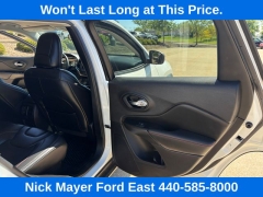 Used 2020  Jeep Cherokee Trailhawk 4x4 at Drive Now Westlake near Westlake&comma; OH