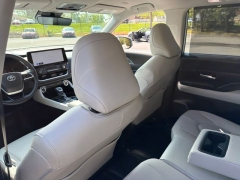 Used 2025  Toyota Grand Highlander Hybrid XLE AWD at DriveNow Mayfield near Mayfield Heights&comma; OH