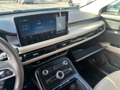 Used 2023  Lincoln Nautilus Standard AWD at DriveNow Mayfield near Mayfield Heights&comma; OH