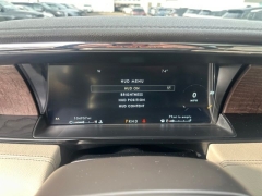 Used 2020  Lincoln Navigator 4d SUV 4WD Reserve at DriveNow Mayfield near Mayfield Heights&comma; OH