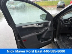 Used 2020  Ford Escape 4d SUV FWD SE at Drive Now Westlake near Westlake&comma; OH