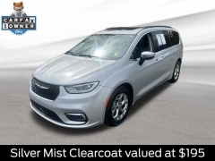 Used 2023  Chrysler Pacifica Limited FWD at DriveNow Mayfield near Mayfield Heights&comma; OH