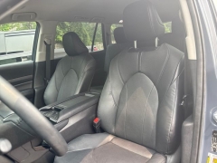 Used 2024  Toyota Grand Highlander AWD &lpar;Natl&rpar; at DriveNow Mayfield near Mayfield Heights&comma; OH